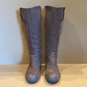 Paul Green Size 7 Brown Suede Knee High Boots